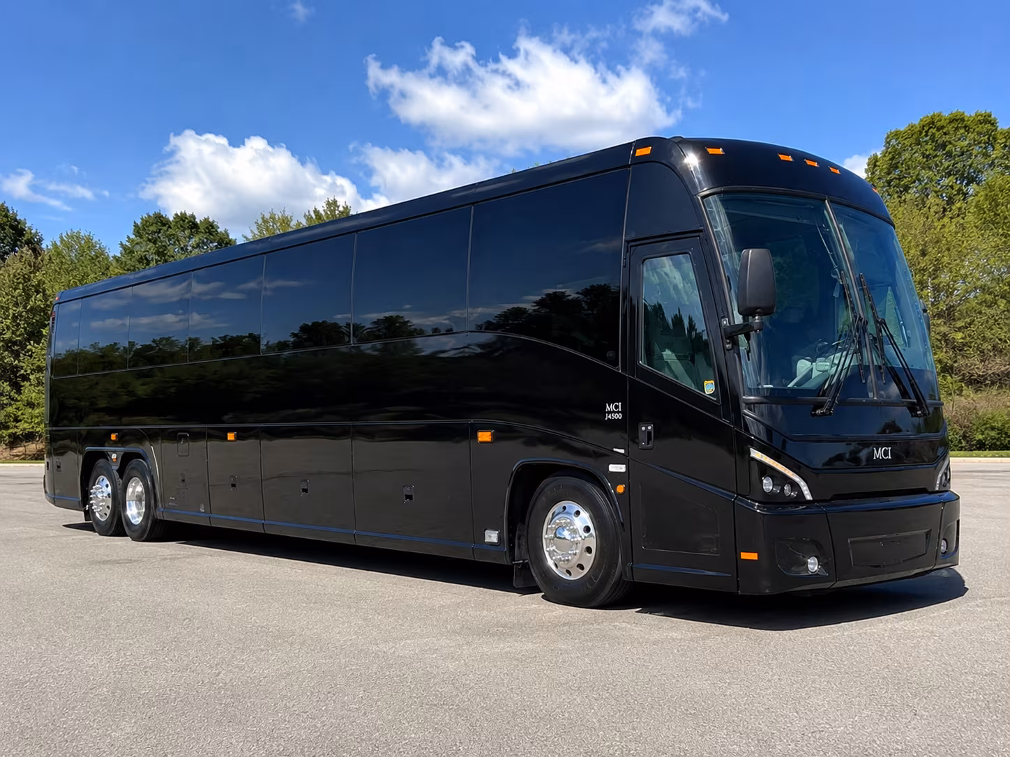 Davie Airport Shuttle & Transportation party bus exterior