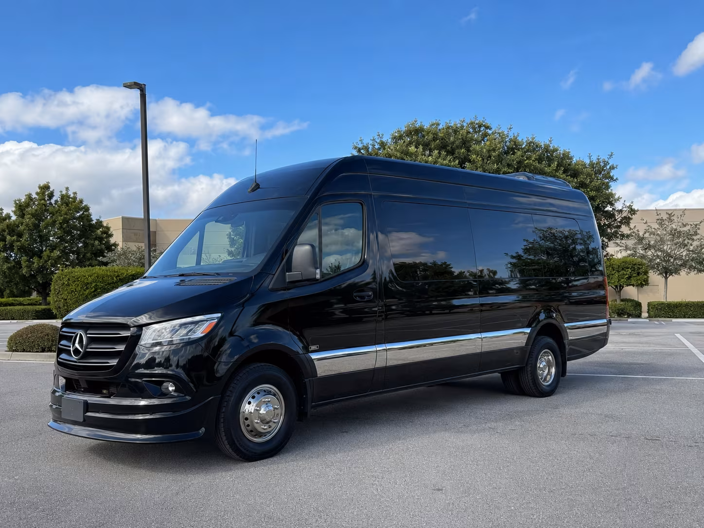 Davie Airport Shuttle & Transportation party bus exterior