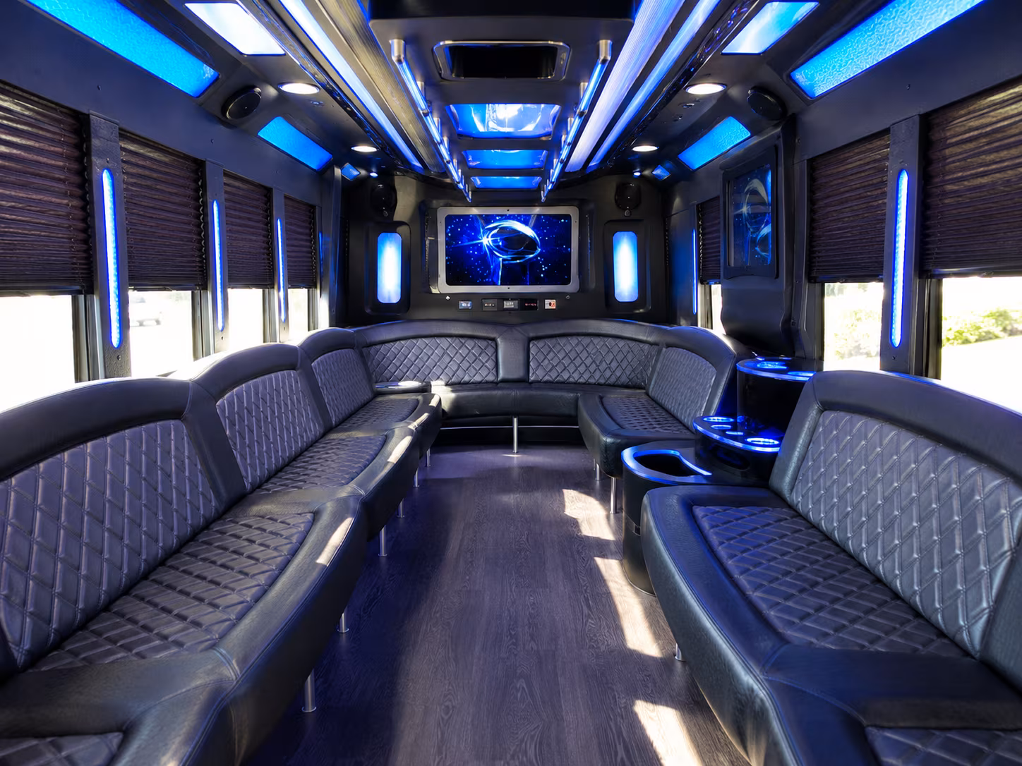 Davie Winery Tour & Pub Crawl Transportation party bus exterior