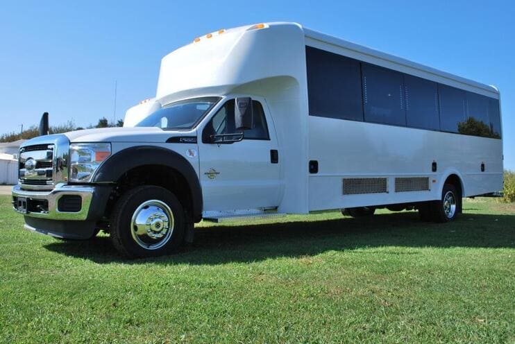 Boynton Beach 15-35 Passenger Minibuses